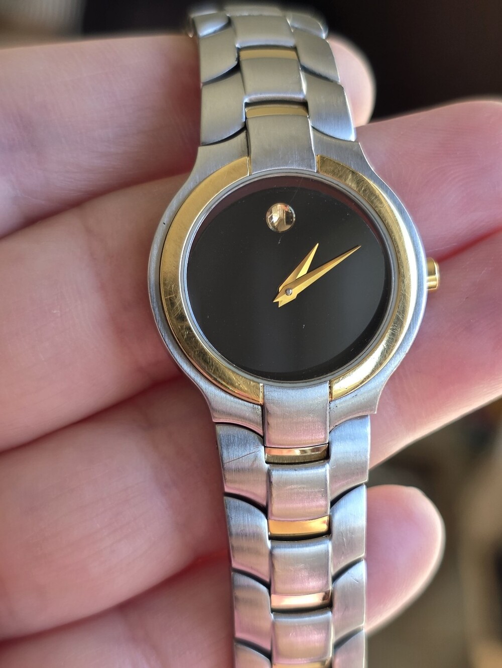 Movado Museum Swiss Quartz 28mm Watch WORKS MISSING CASEBACK